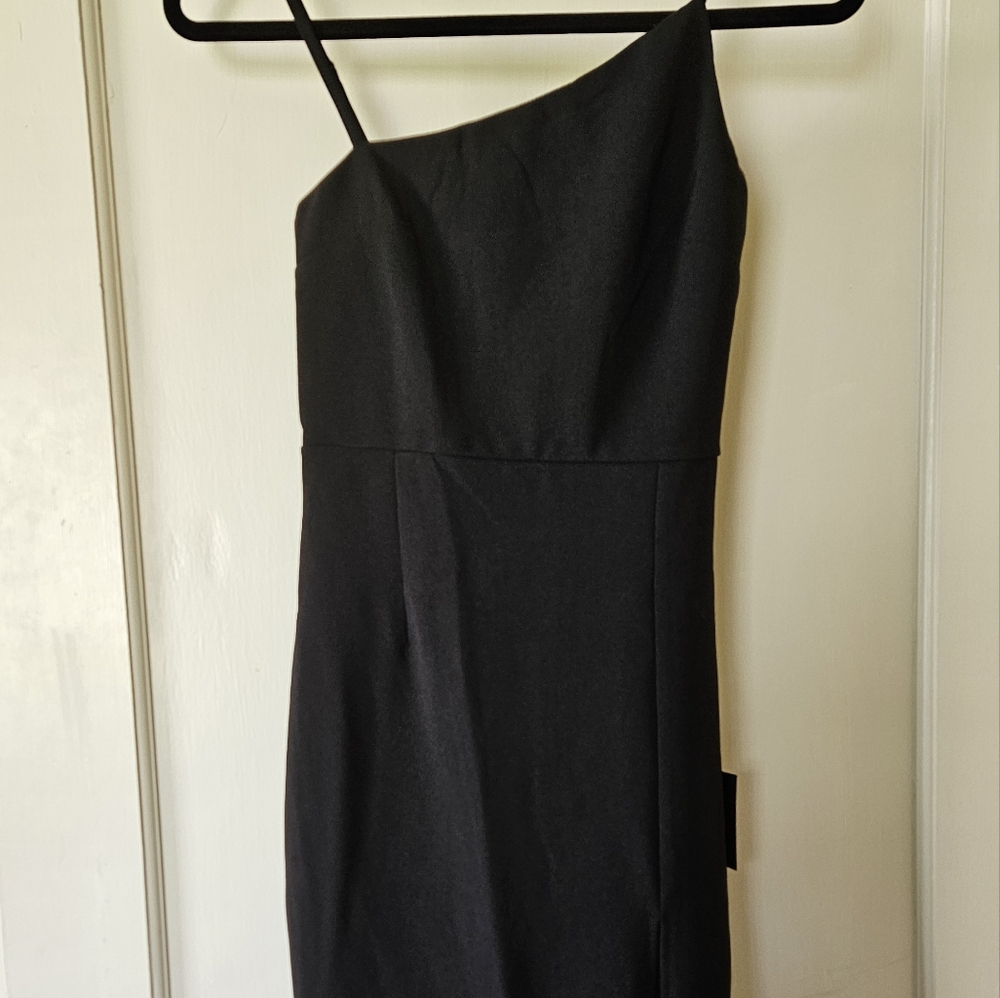 Lulu's Chic Black One Shoulder Dress